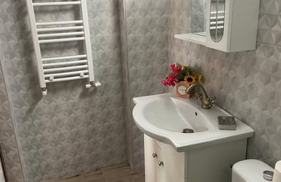 Rent of cozy, furnished 2-room apartments, 58 m², Constanța, Romania